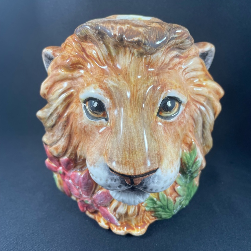 Fitz and Floyd Serengeti Lion Toothbrush Holder